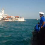 Indian fishermen being arrested