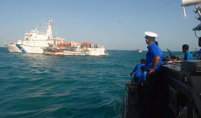 Indian fishermen being arrested