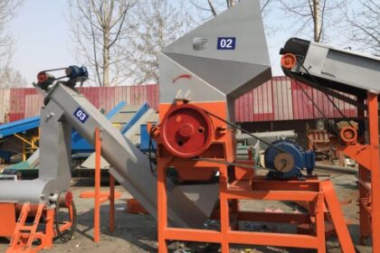 automatic plastic crushing machine